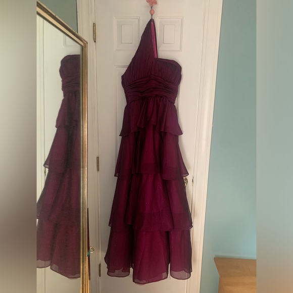 Jessica Simpson by David’s Bridal Gown-Size 7. - Picture 2 of 4